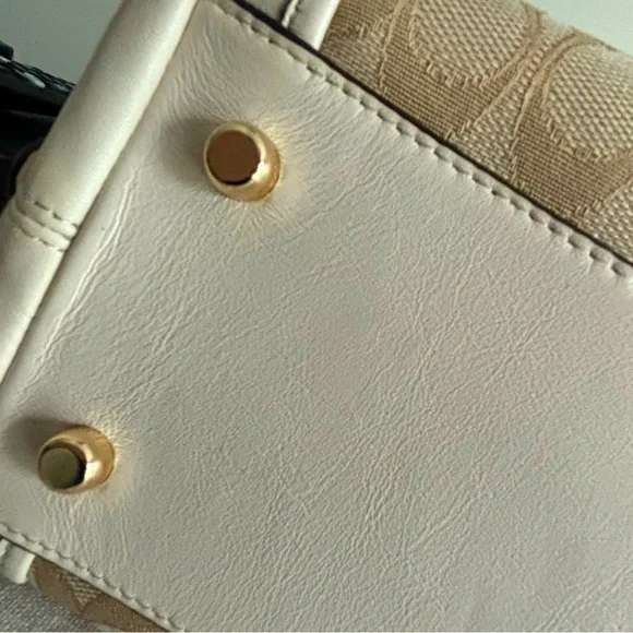 Coach Edie 31 Medium Purse-Light Khaki Jaquard and Chalk Leather